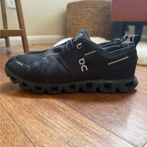 On Cloud 5 Women’s Running Shoes